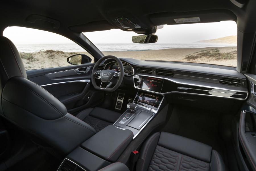 Торпедо Audi RS6 Avant (C8) 2019 года  (WW) (фото 45 из 46)